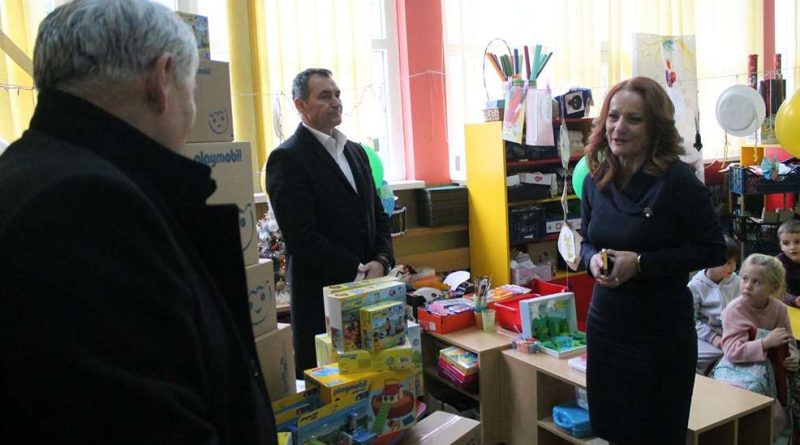 Донација „Pertini Playmobil” играчака намењена развоју креативности и учењу