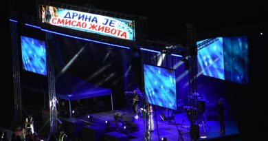 Река која спаја људе и учвршћује пријатељства: Отворена манифестација „Дрина је смисао живота”
