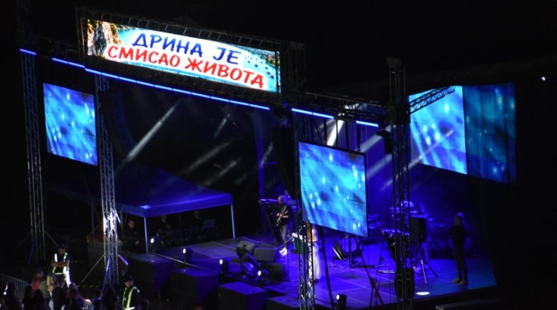 Река која спаја људе и учвршћује пријатељства: Отворена манифестација „Дрина је смисао живота”